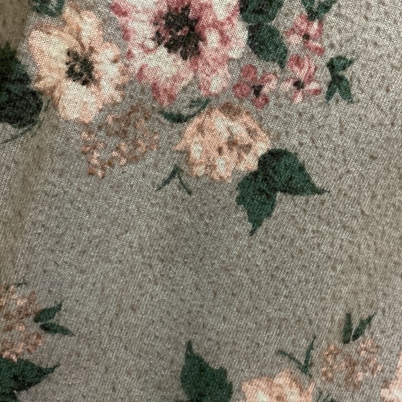 Torrid long sleeve - Picture 2 of 2